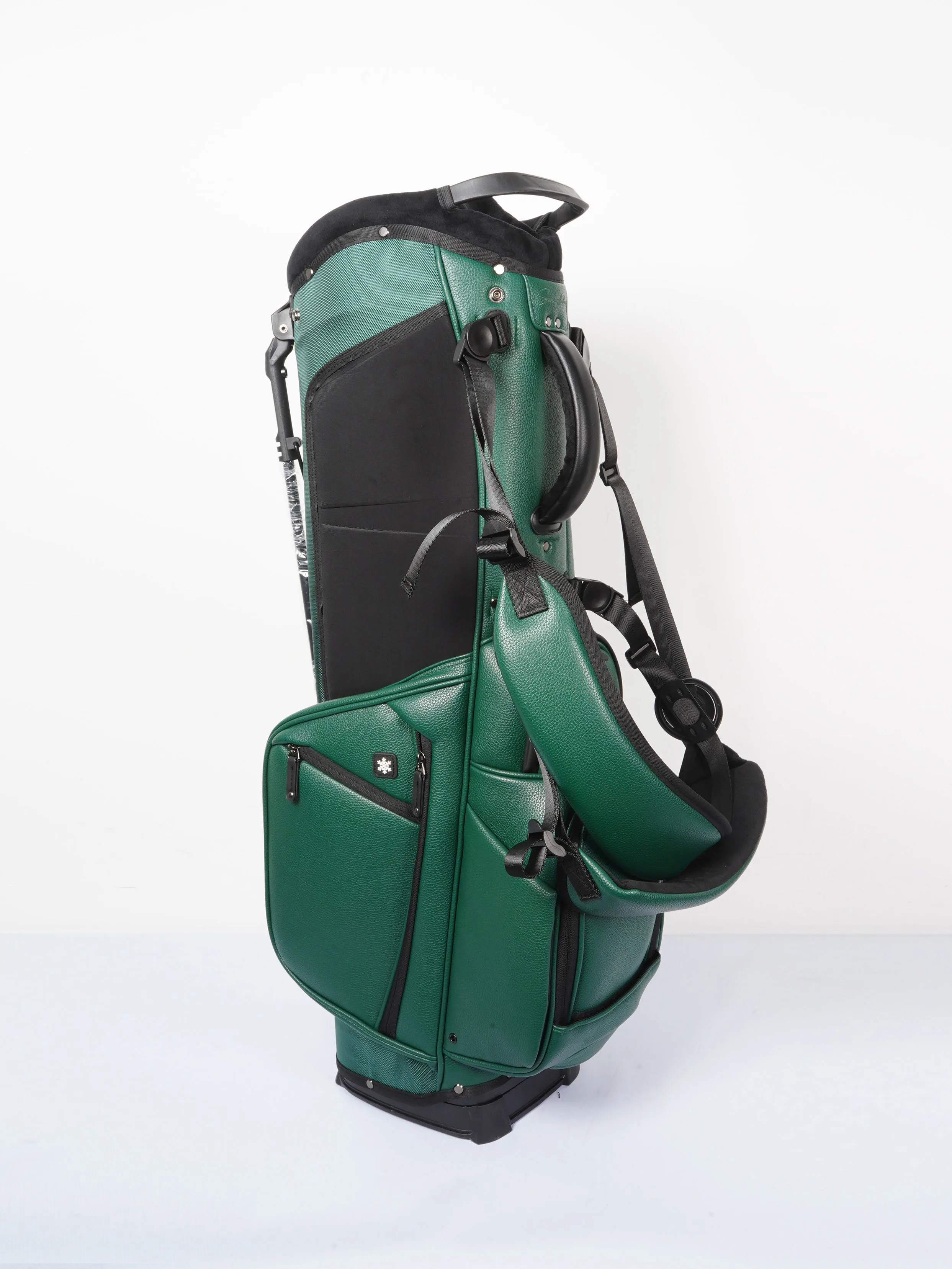 Sustainable golf bag program in recycled-content fabric with documented certification chain ready for shipment